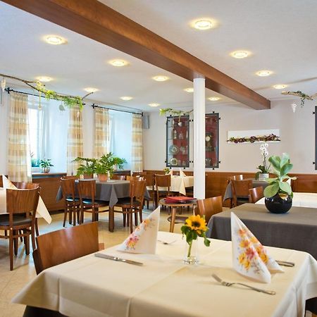 Hotel Gasthaus Loewen à Tuttlingen Extérieur photo